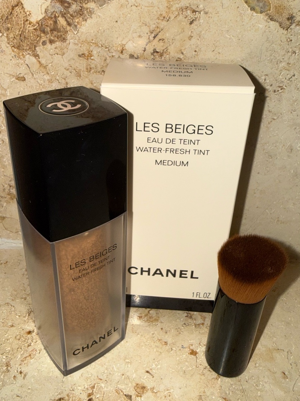 CHANEL Les Beiges Water-Fresh Tint Medium - Beige
